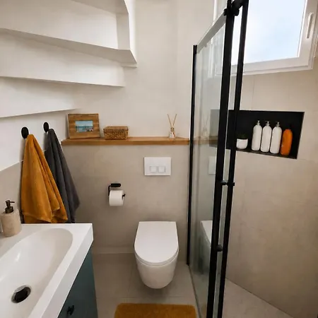 Maison De A 5 Min De La *